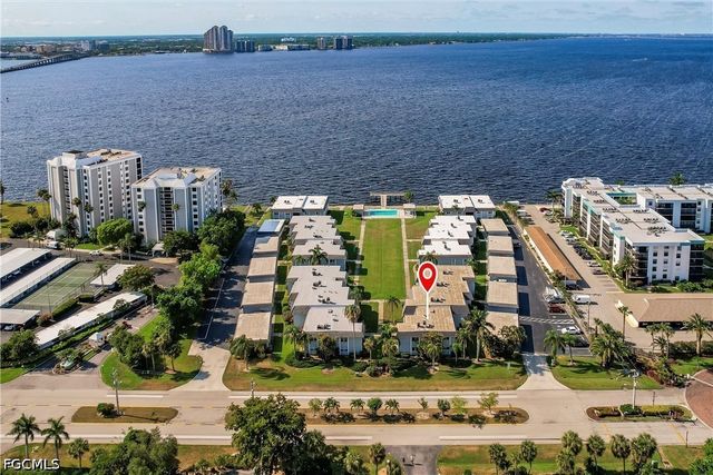 3380 N Key DR 5, North Fort Myers, FL 33903
