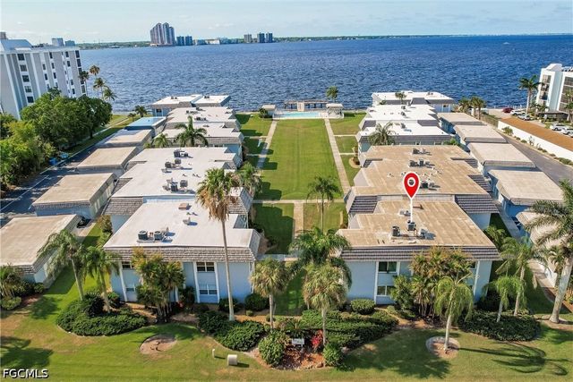 3380 N Key DR 5, North Fort Myers, FL 33903
