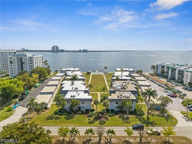 3380 N Key DR 5, North Fort Myers, FL 33903