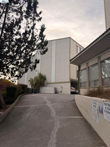 1510 E St 22, Hayward, CA 94541
