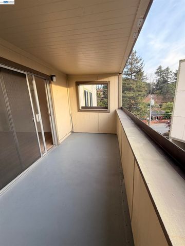 1510 E St 22, Hayward, CA 94541