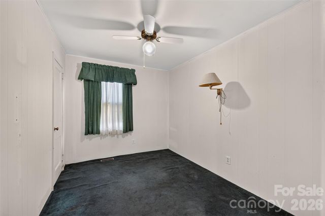 165 34th Street NW, Hickory, NC 28601