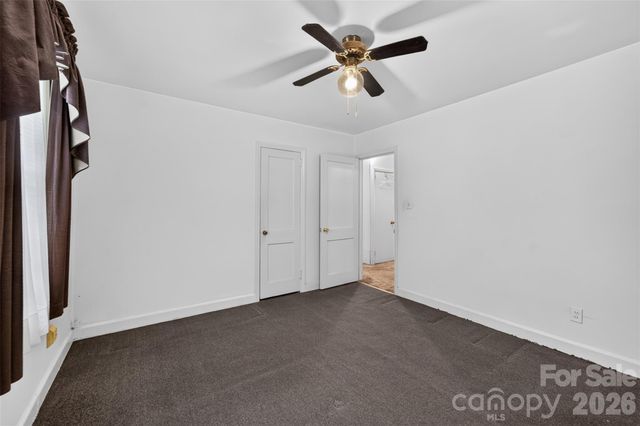 165 34th Street NW, Hickory, NC 28601