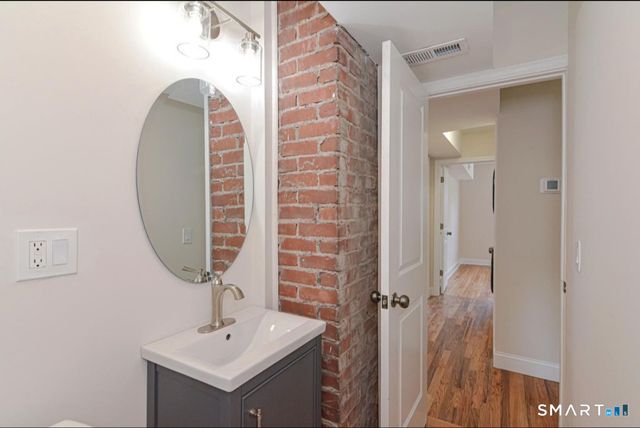 453 Central Avenue 2, New Haven, CT 06515