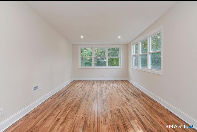 453 Central Avenue 2, New Haven, CT 06515