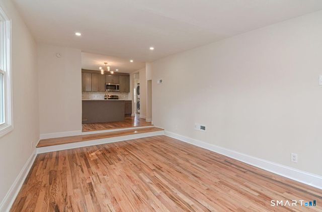 453 Central Avenue 2, New Haven, CT 06515