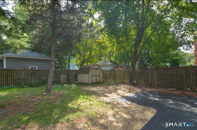 453 Central Avenue 2, New Haven, CT 06515