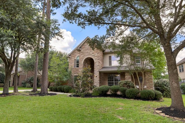 14 N Bardsbrook Circle, The Woodlands, TX 77382