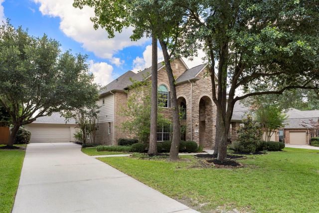 14 N Bardsbrook Circle, The Woodlands, TX 77382