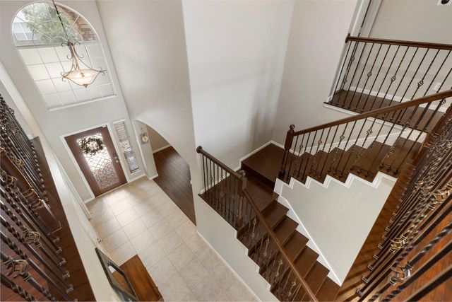 14 N Bardsbrook Circle, The Woodlands, TX 77382