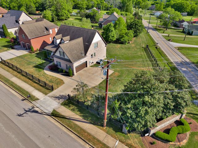 3501 Earhart Rd, Mount Juliet, TN 37122