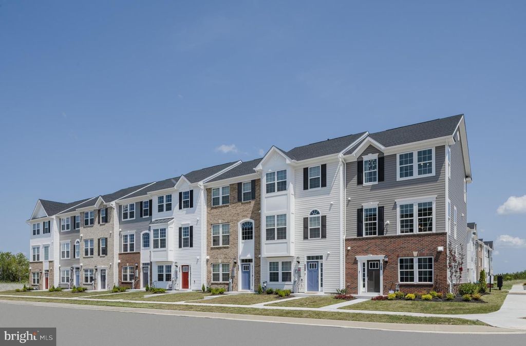 7607 RIVER REACH RD, Baltimore, MD 21244