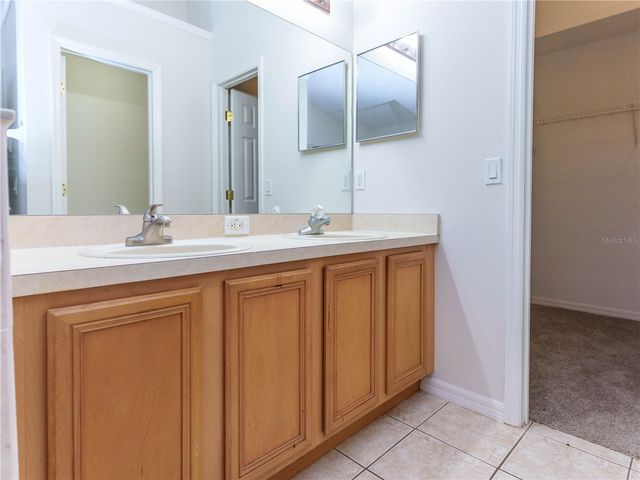 18915 NEST FERN CIRCLE, Tampa, FL 33647