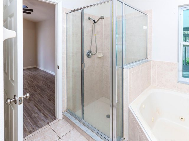 18915 NEST FERN CIRCLE, Tampa, FL 33647