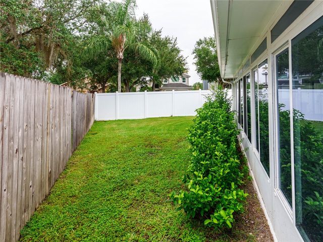 18915 NEST FERN CIRCLE, Tampa, FL 33647