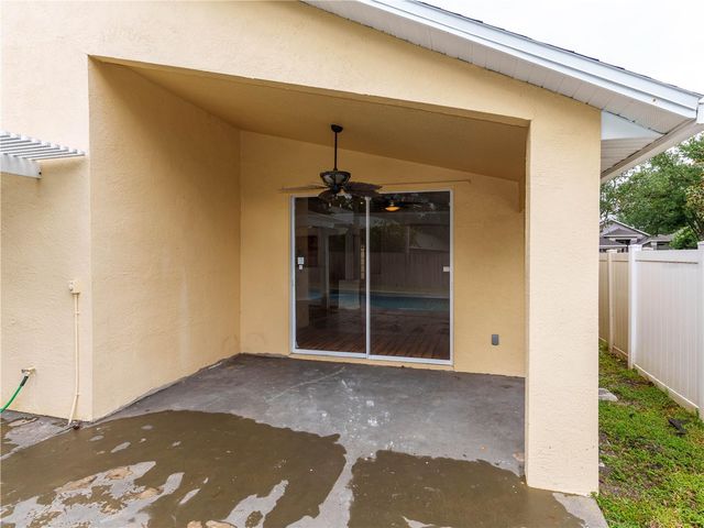 18915 NEST FERN CIRCLE, Tampa, FL 33647