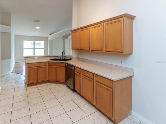 18915 NEST FERN CIRCLE, Tampa, FL 33647