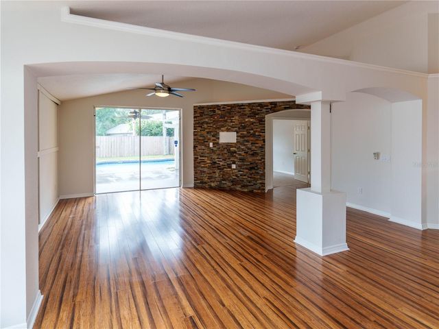 18915 NEST FERN CIRCLE, Tampa, FL 33647