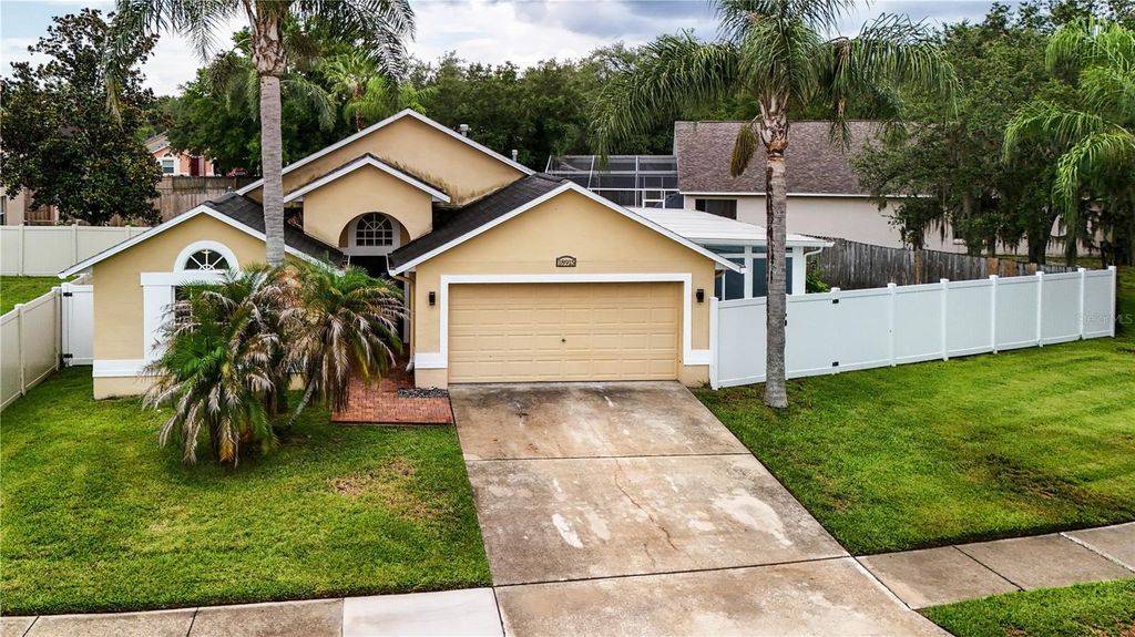 18915 NEST FERN CIRCLE, Tampa, FL 33647