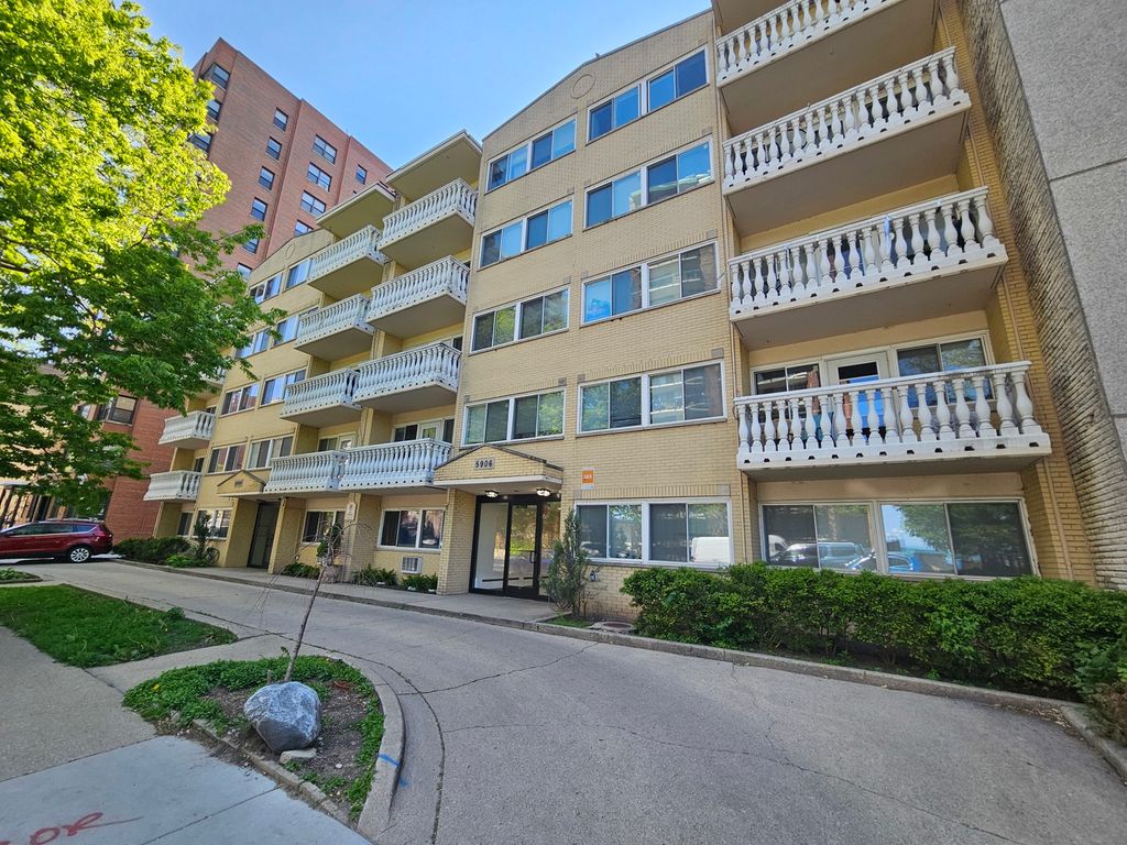 5906 N Sheridan Road 3F, Chicago, IL 60660