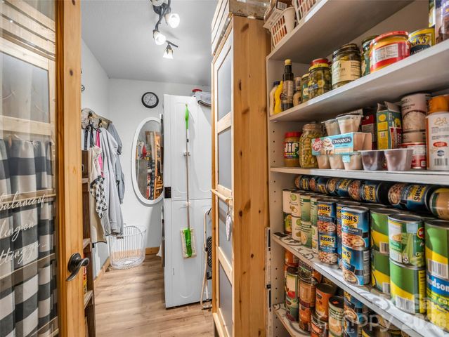 412 Whitestone Circle, Union Mills, NC 28167