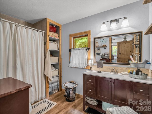 412 Whitestone Circle, Union Mills, NC 28167