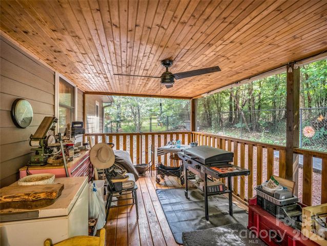 412 Whitestone Circle, Union Mills, NC 28167