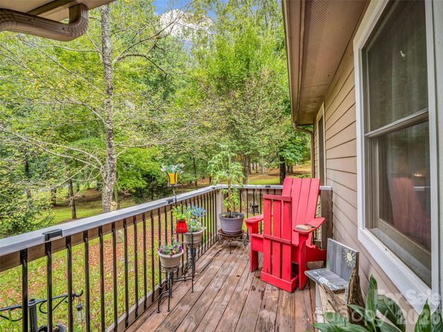 412 Whitestone Circle, Union Mills, NC 28167