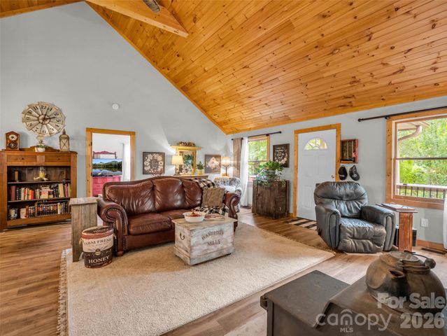 412 Whitestone Circle, Union Mills, NC 28167