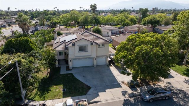 724 N San Carlo, San Bernardino, CA 92410