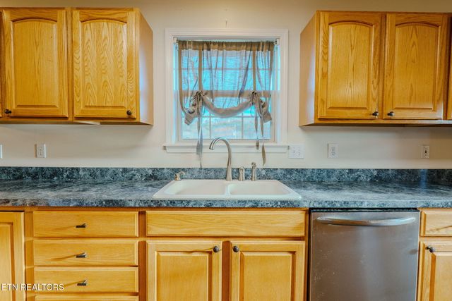 6622 Carina Lane, Corryton, TN 37721