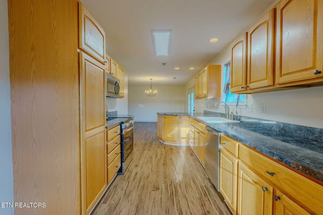 6622 Carina Lane, Corryton, TN 37721