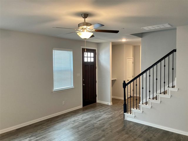 1135 Rusk Way, Lewisville, TX 75077