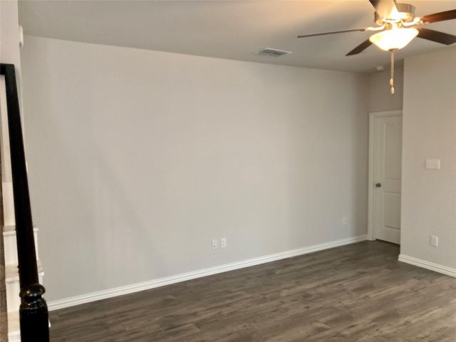 1135 Rusk Way, Lewisville, TX 75077