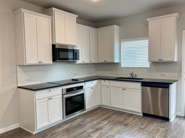 1135 Rusk Way, Lewisville, TX 75077