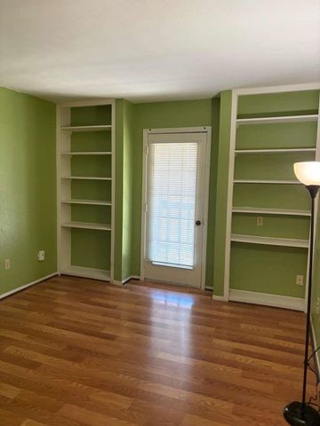 10555 Turtlewood Court 701, Houston, TX 77072