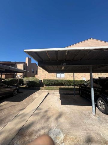 10555 Turtlewood Court 701, Houston, TX 77072