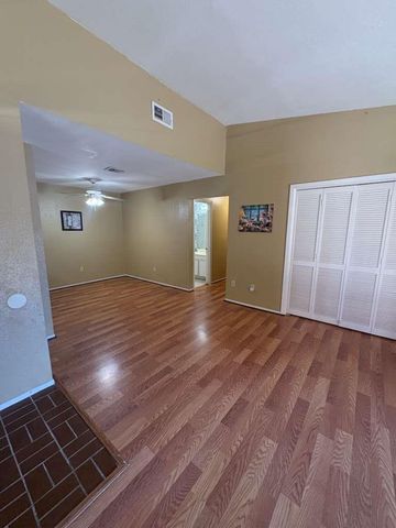 10555 Turtlewood Court 701, Houston, TX 77072