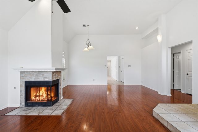 313 Pecos Trail, Irving, TX 75063