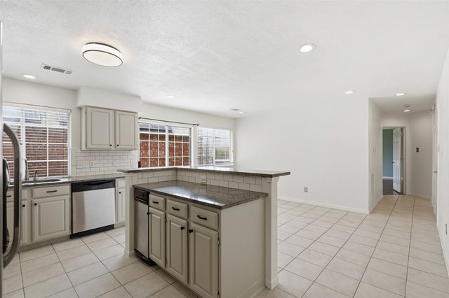 313 Pecos Trail, Irving, TX 75063