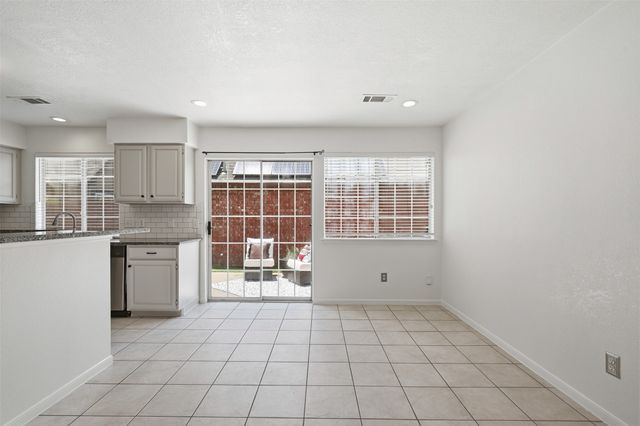 313 Pecos Trail, Irving, TX 75063