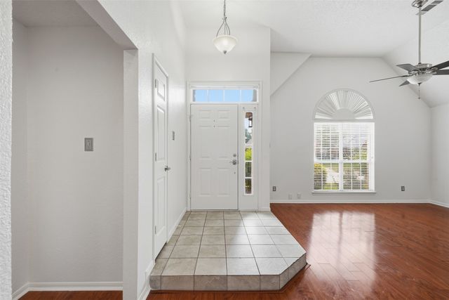313 Pecos Trail, Irving, TX 75063