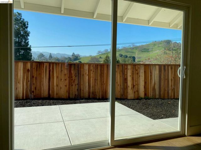 11 Paddock ct, Pleasant Hill, CA 94523