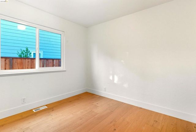 11 Paddock ct, Pleasant Hill, CA 94523
