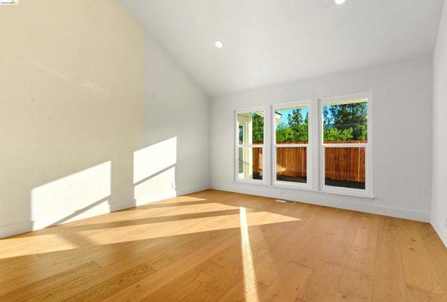 11 Paddock ct, Pleasant Hill, CA 94523