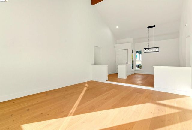 11 Paddock ct, Pleasant Hill, CA 94523