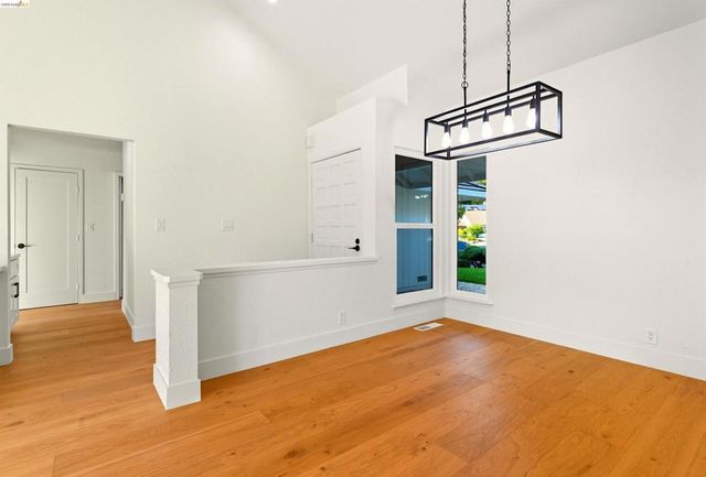 11 Paddock ct, Pleasant Hill, CA 94523