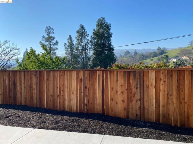 11 Paddock ct, Pleasant Hill, CA 94523