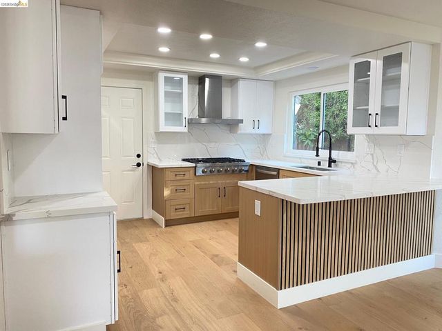 11 Paddock ct, Pleasant Hill, CA 94523
