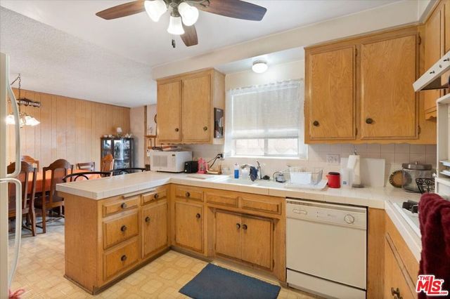 4827 W 134th Street, Hawthorne, CA 90250